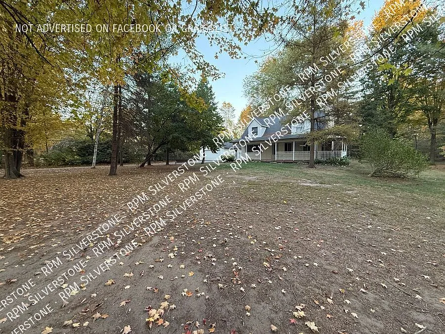Beautiful 3-Bedroom Armada Home on 1 Acre — Photo 2