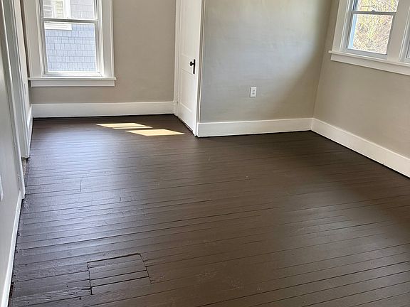 4th image of 411 S West St #2