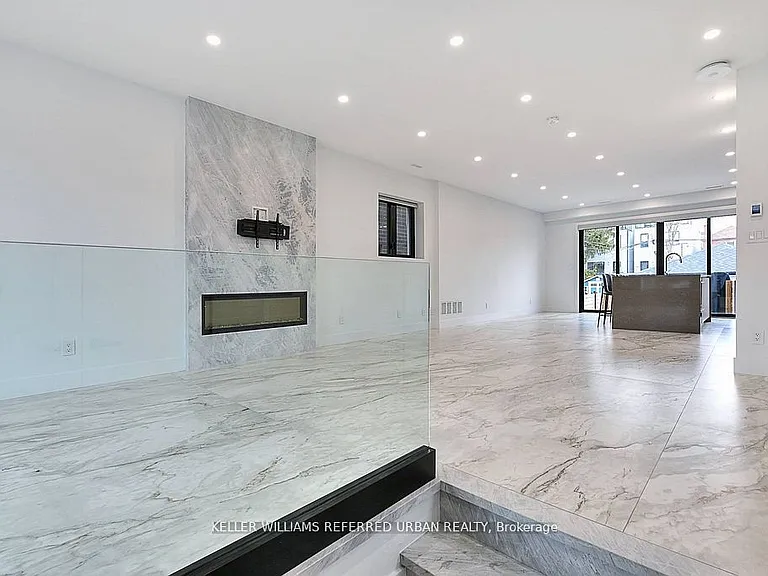 613 Harvie Ave — Photo 4