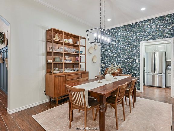 3rd image of 3314 Von Trapp Ln
