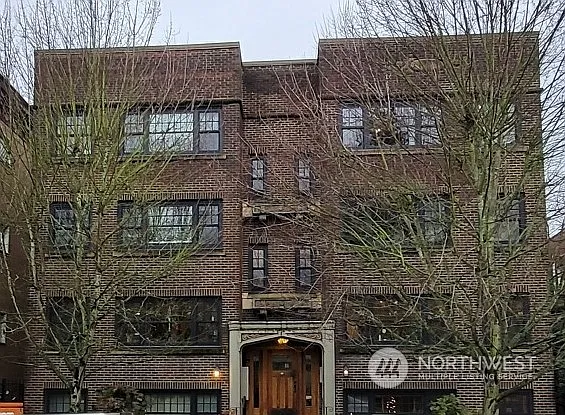 525 16th Avenue E #304 photo 1