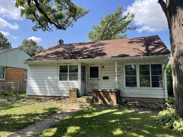 5815 North 34th STREET, Milwaukee, WI 53209
