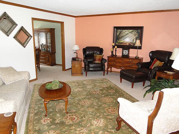 2nd image of 6109 Deerwood Dr