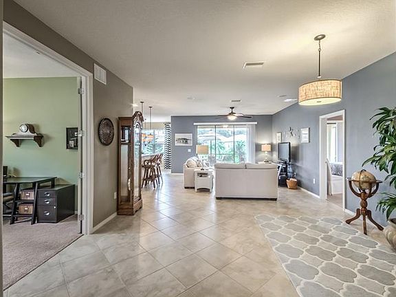 3rd image of 365 Cedar Falls Dr