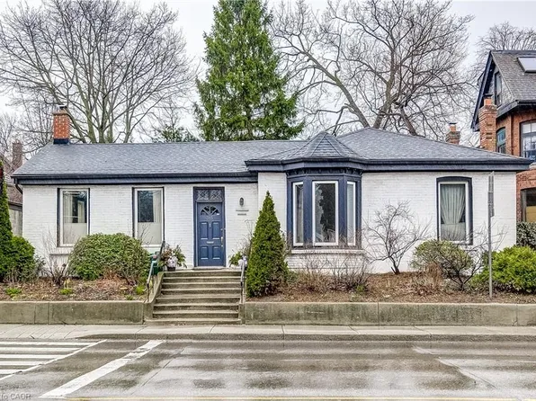 315 Aberdeen Ave, Hamilton, ON L8P 2R6