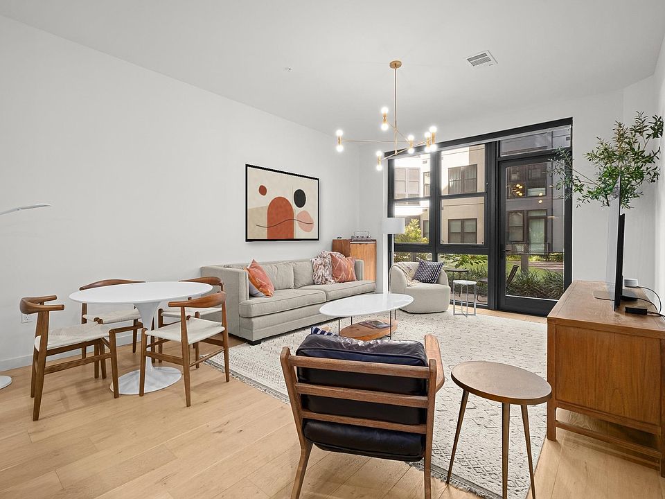 1st image of 800 Embassy Dr APT 124
