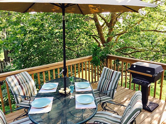 attached natural gas grill