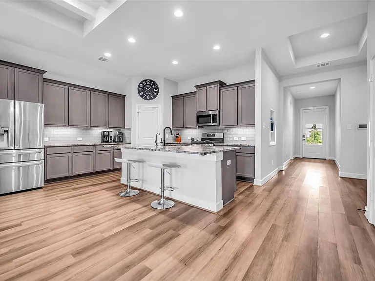 2502 Ocean Key Dr — Photo 6