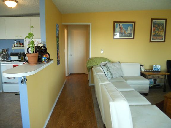 3rd image of 10224 NE 62nd St APT 11