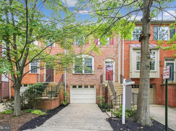 13125 Plotner Farm Rd, Herndon, VA 20171