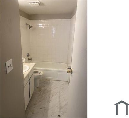 1st image of 2125 Exeter Dr APT 1
