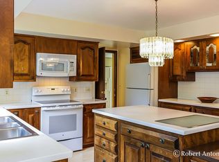 4178 Baywood Dr SE, Grand Rapids, MI 49546