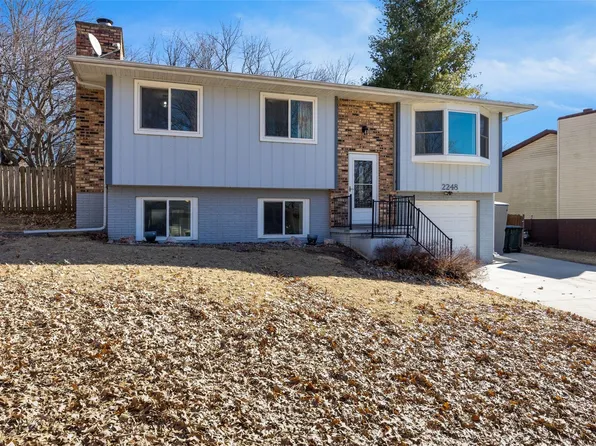 2248 Russell Dr, Iowa City, IA 52240