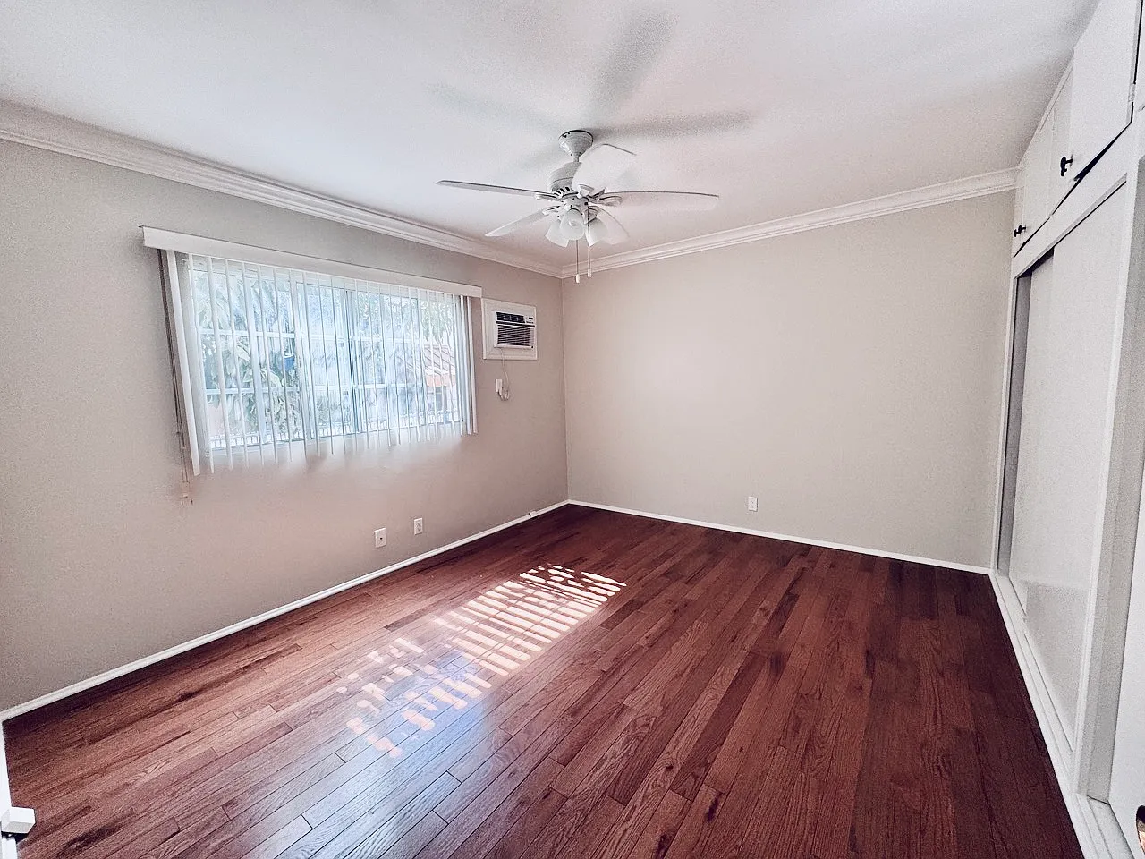 1 bed, 750 sqft, $2,250 — Photo 4