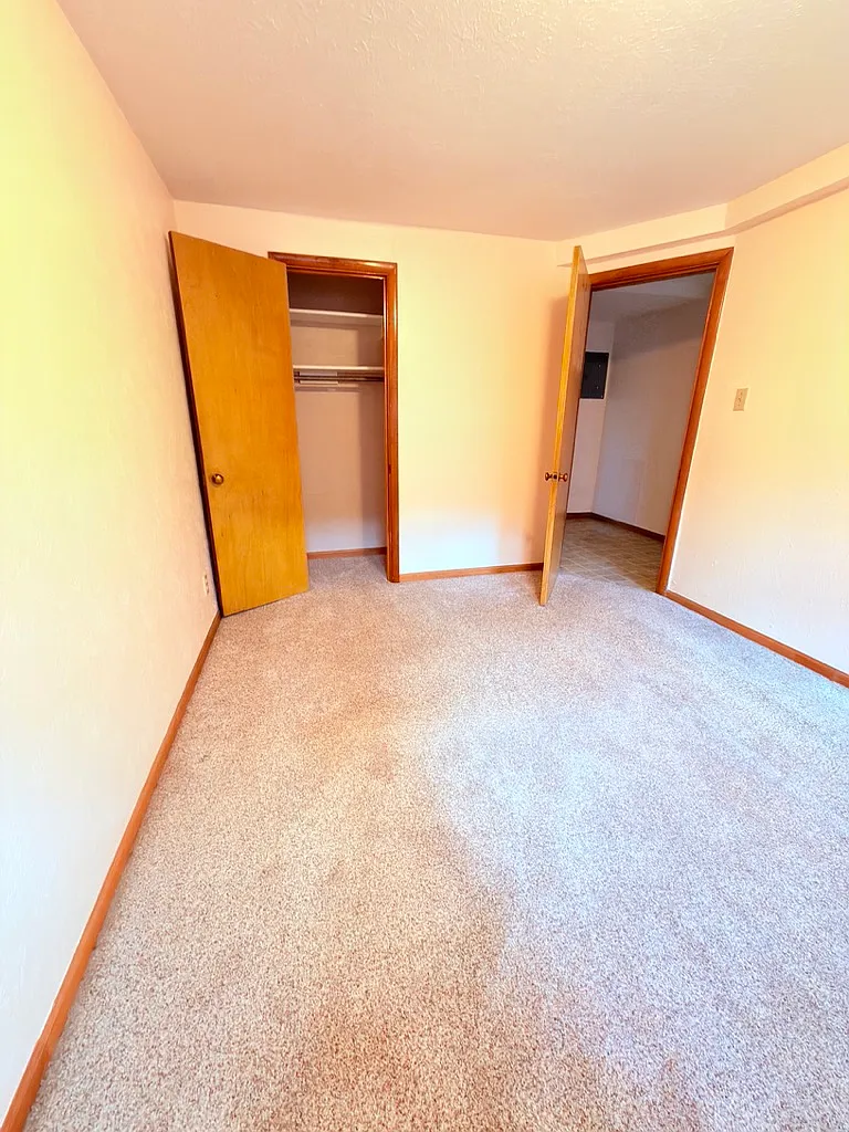 1 bed, 915 sqft, $1,265 — Photo 4