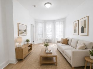 12-21 30th Dr #2R, Astoria, NY 11102