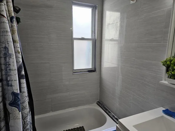 12 Wright Avenue image 17 of 20