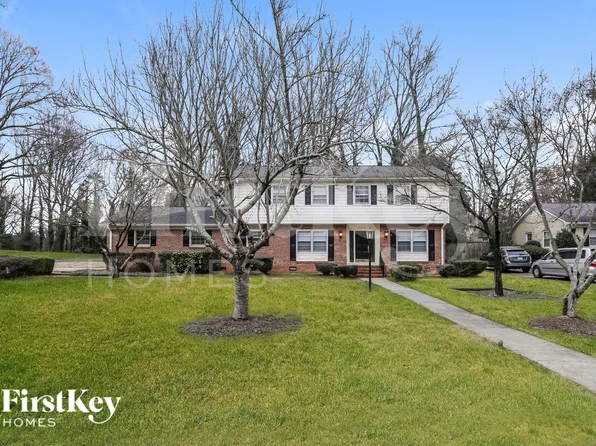 5430 Mallard Dr, Charlotte, NC 28227