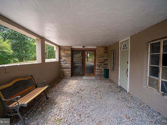 2nd image of 18010 Zimmerman Ln SE