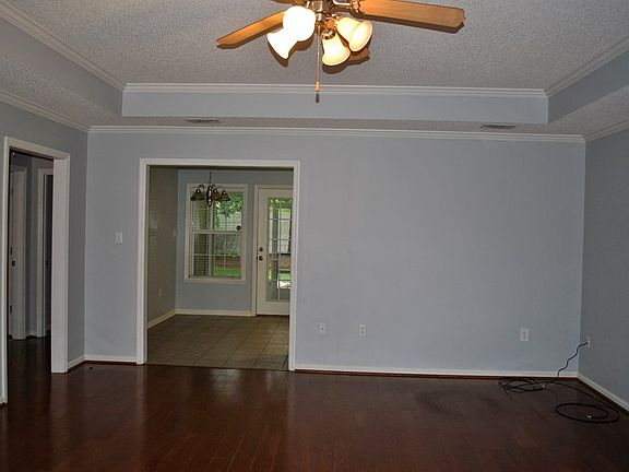 2nd image of 4246 Deercrest Dr
