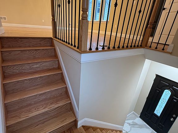 2nd image of 372 Sharon Ave #2