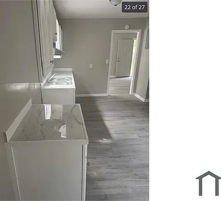 512 Lexington Ave — Photo 8