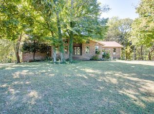 1124 Longview Dr, Hendersonville, TN 37075