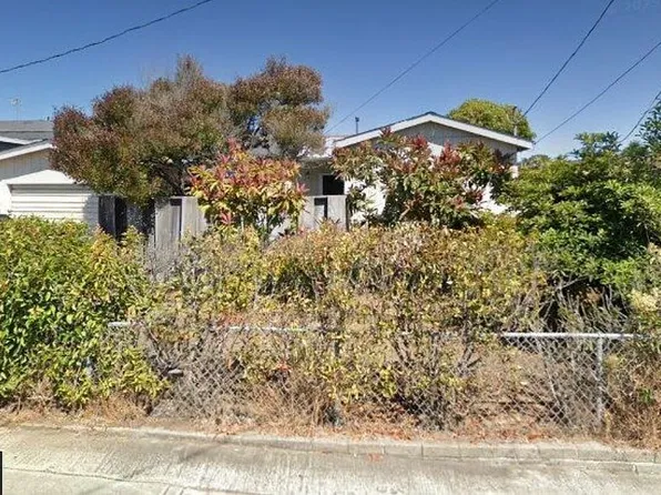 1774 Laguna St, Seaside, CA 93955
