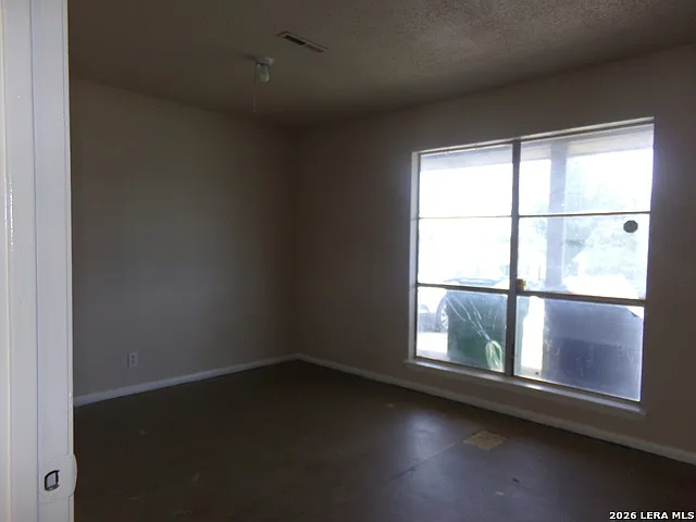 402 Otter Dr — Photo 6