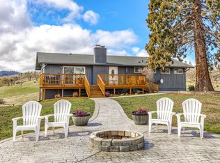 3807 Pioneer Rd, Medford, OR 97501