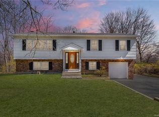 79 W Clarkstown Rd, New City, NY 10956