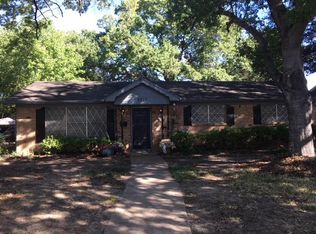 5813 Caldwell Dr, Waco, TX 76710