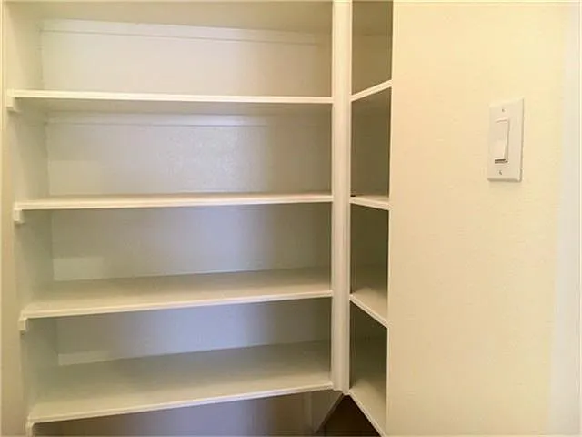 8410 Green Paseo Pl — Photo 22