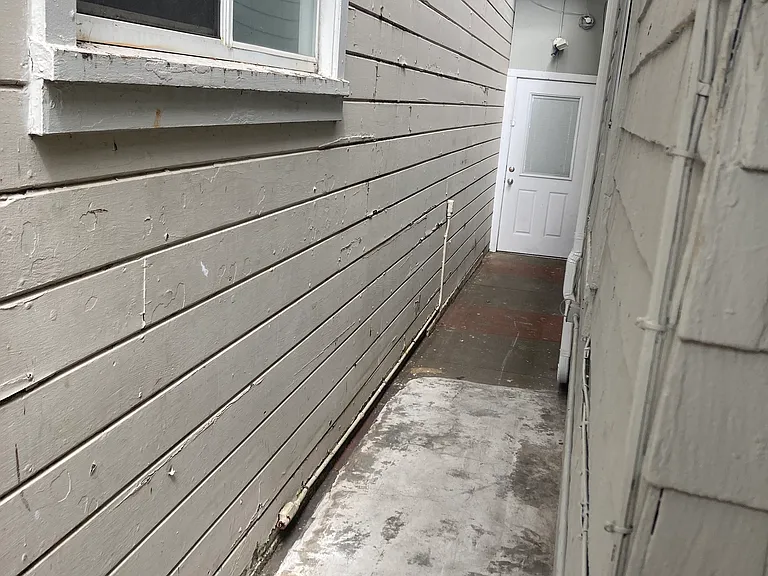 745 Vienna St — Photo 10