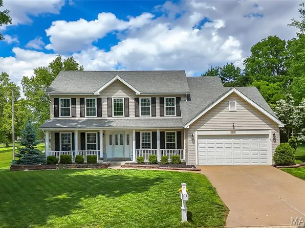 1016 Lafayette Pl, Lake Saint Louis, MO 63367