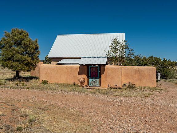 2nd image of 38 Old Rd