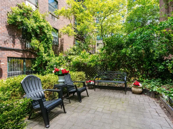 129 Barrow Street image 1 of 13