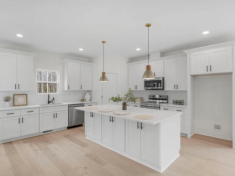4924 Parkwood School Rd — Photo 4