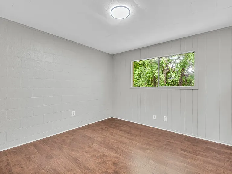 308 N McCrary Rd #15 — Photo 3