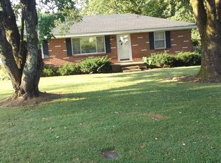 107 Lloyd St, Lafayette, TN 37083