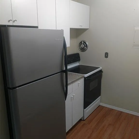 1315 S Maple Rd — Photo 7