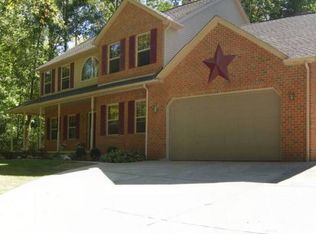 4557 Highlander Ln, Springfield, OH 45502