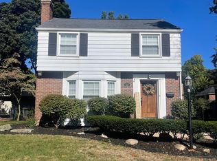 23644 Rowe St, Dearborn, MI 48124