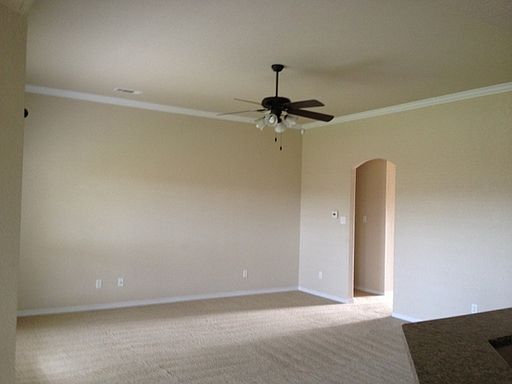 3rd image of 2401 Vernice Dr