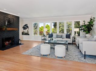 8 Trinity Ter, Moraga, CA 94556