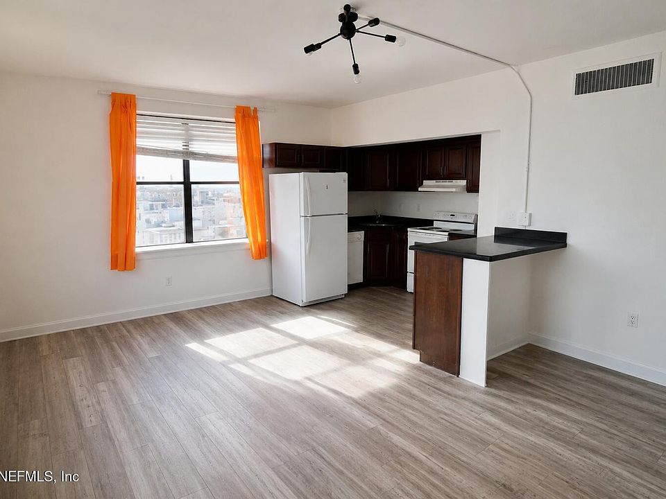1st image of 311 W ASHLEY Street #1102