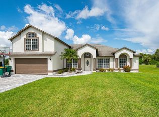 4835 10th St NE, Naples, FL 34120