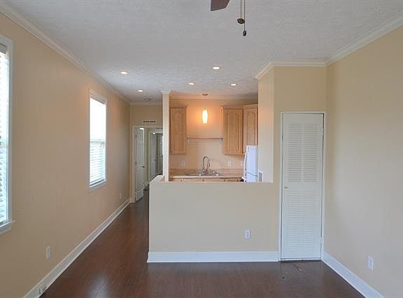 3rd image of 2029 N Villere St