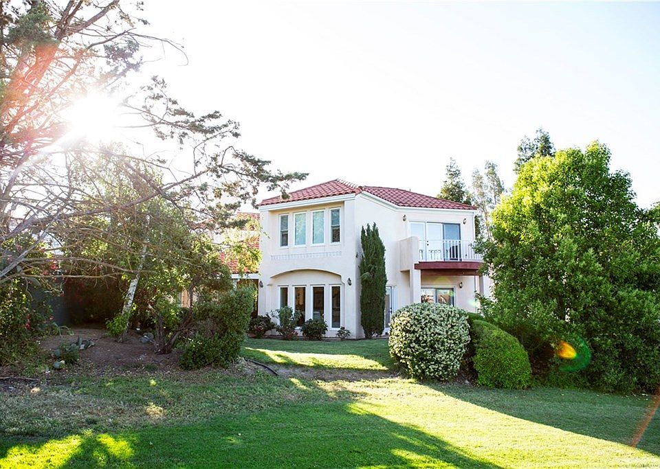 1st image of 916 Spyglass Ct
