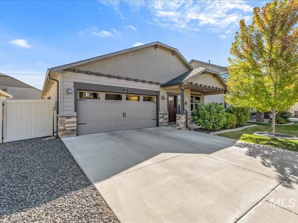 48 N Wooddale Ave, Eagle, ID 83616